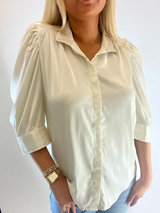 Cate Ruched Sleeve Top