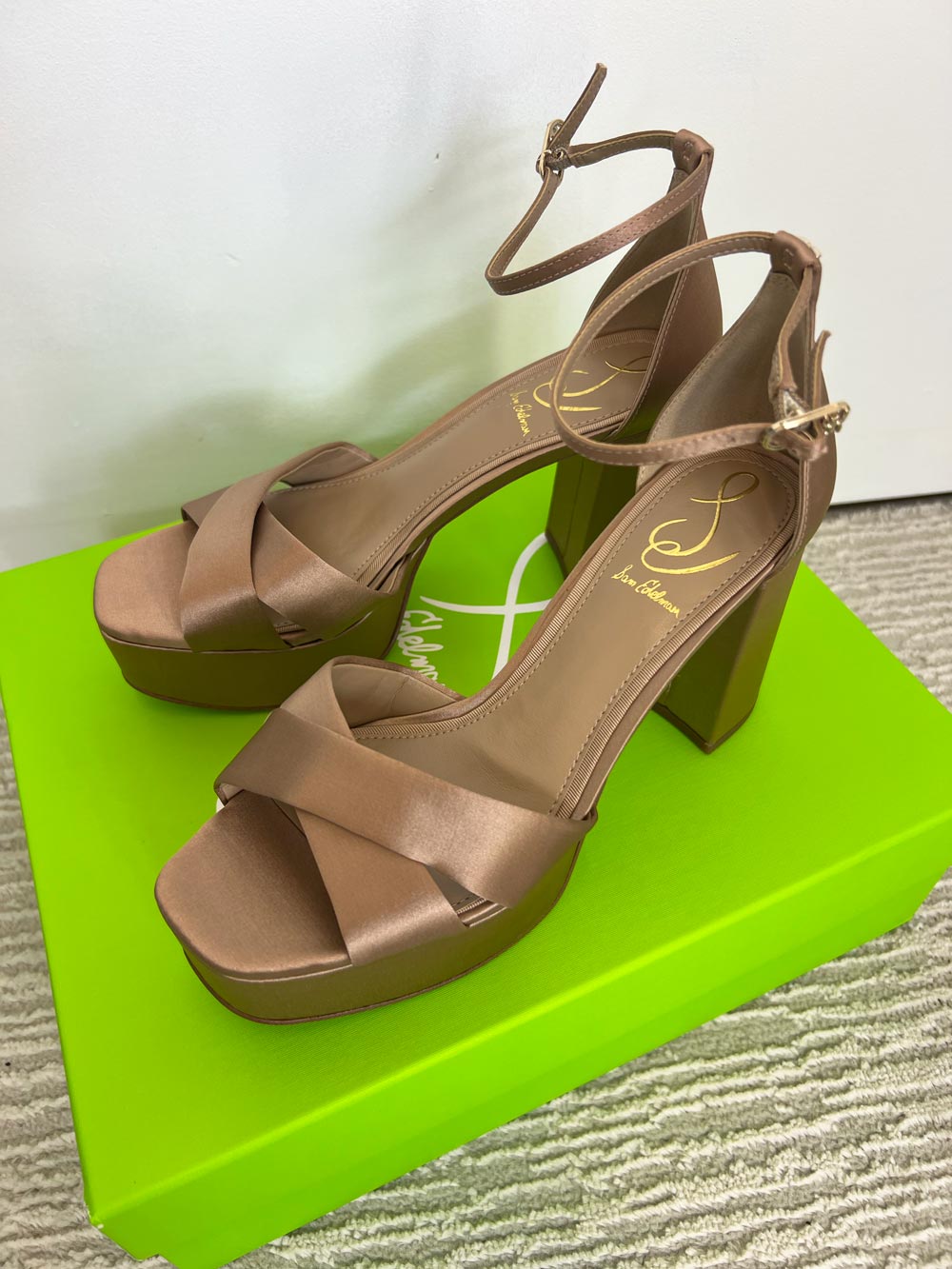 Jullian Satin Pumps