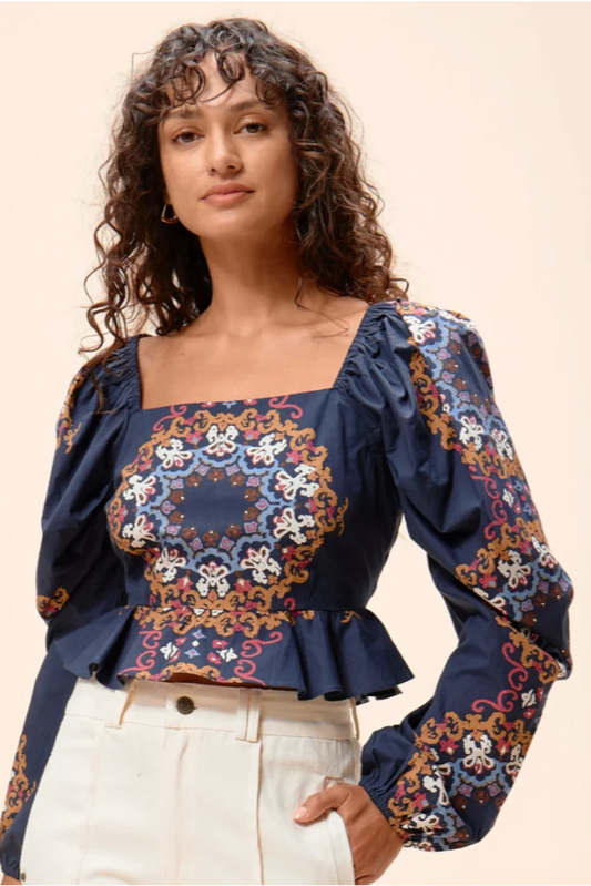 Elizabeth Top
